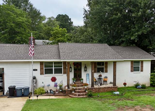 Property at 705 Ms-30 W, New Albany, MS 38652, 3 beds, 2 baths