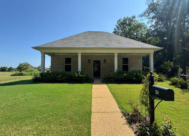 Property at 254 Harbour Cv, Tupelo, MS 38801, 3 beds, 2 baths