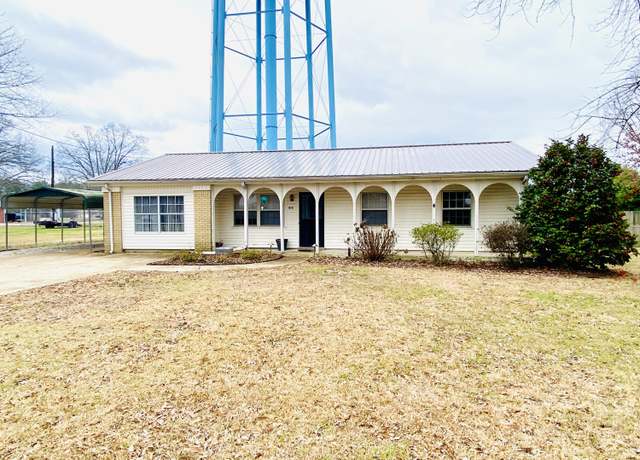 Property at 818 Walnut St, Amory, MS 38821, 3 beds, 2 baths
