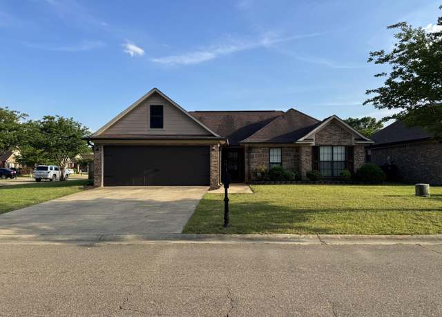 Property at 113 Bryce Dr, Mooreville, MS 38857, 3 beds, 2 baths