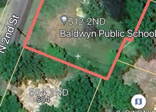 Property at 512 North 2nd St, Baldwyn, MS 38824