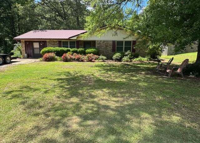 Property at 297 Faulkner Road Rd, Pontotoc, MS 38863, 3 beds, 1.5 baths