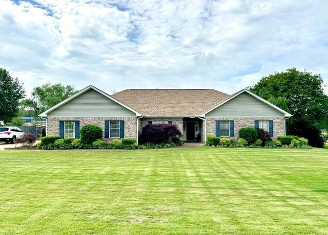 Property at 109 Meadow St, Fulton, MS 38843, 3 beds, 2 baths