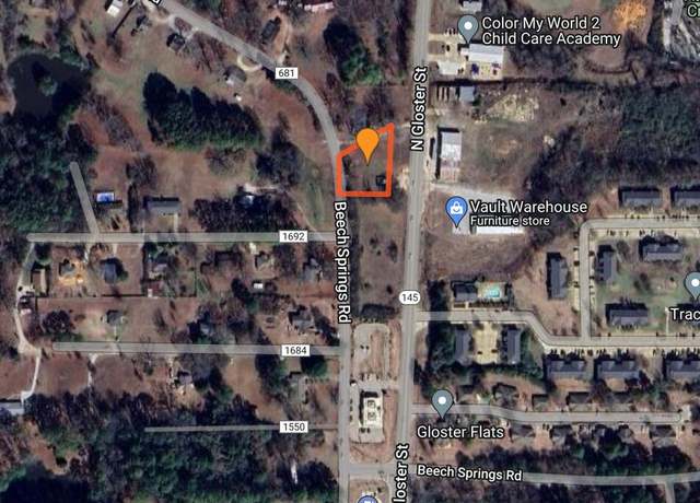 Property at N Gloster St, Tupelo, MS 38804