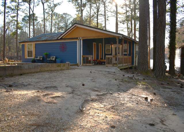 Property at 135 Road 1227, Saltillo, MS 38866, 2 beds, 1.5 baths