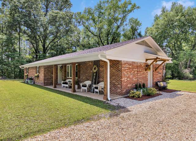 Property at 60045 Swan Hill Rd, Amory, MS 38821, 3 beds, 2 baths