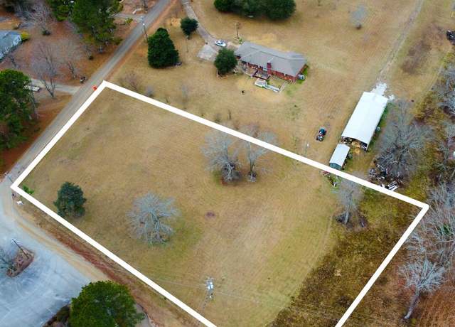 Property at Oaks Country Club Rd, New Albany, MS 38652