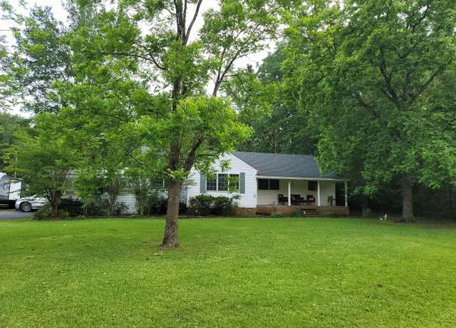 Property at 1101 W Church St, Booneville, MS 38829, 3 beds, 2 baths