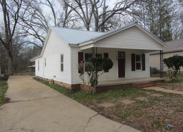 Property at 2107 Tennessee, Corinth, MS 38834, 3 beds, 2 baths