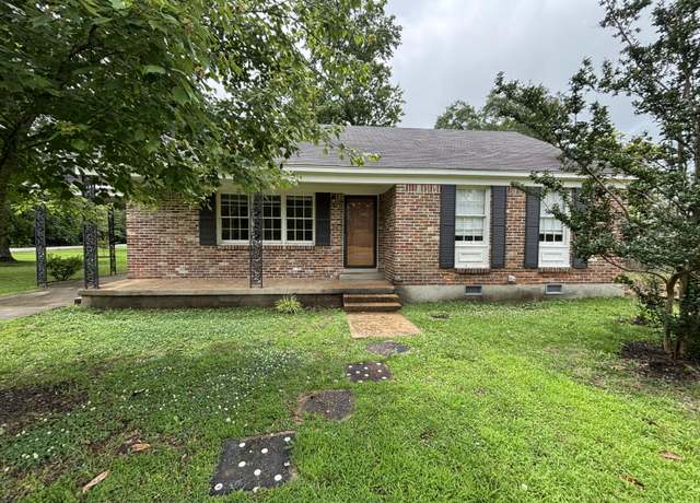 Property at 801 Williamsburg Dr, Amory, MS 38821, 3 beds, 1.5 baths