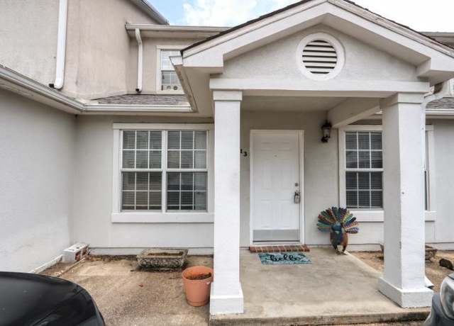 Property at 623 N Gloster St, Unit 313, Tupelo, MS 38804, 1 bed, 1.5 baths