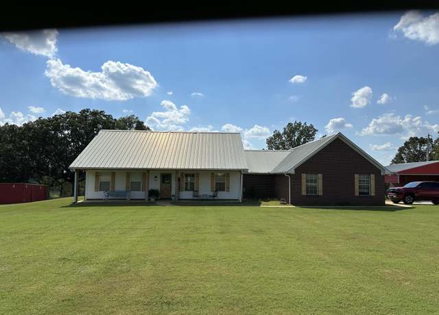 Property at 283 Birmingham Ridge Rd, Blue Springs, MS 38828, 3 beds, 2.5 baths