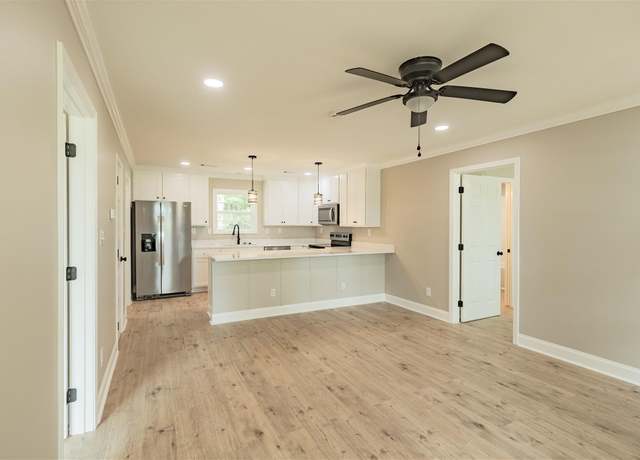 Property at 4304 N Harper Rd, Corinth, MS 38834, 2 beds, 2 baths