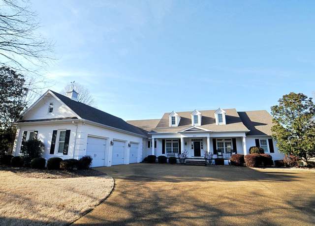 Property at 2611 Camellia Cv, Tupelo, MS 38801, 4 beds, 5 baths