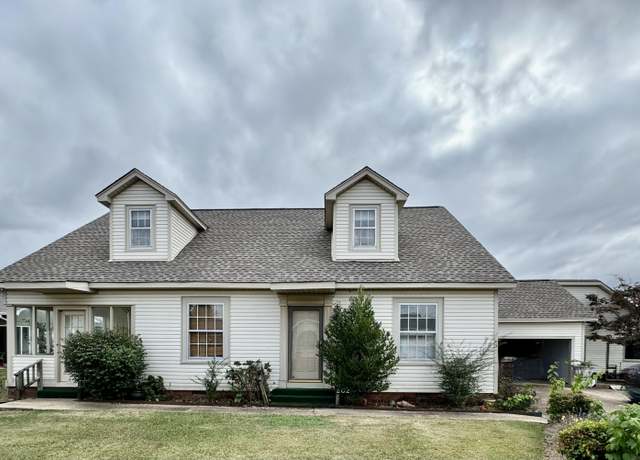 Property at 202 N 12th Ave, Amory, MS 38821, 4 beds, 2 baths