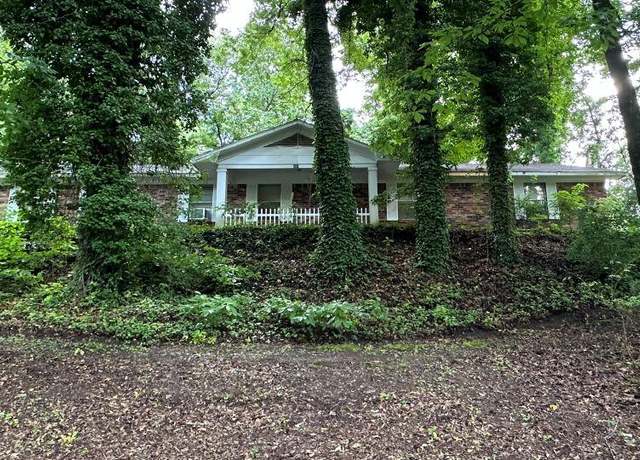 Property at 381 Nichols Rd, Tupelo, MS 38804, 3 beds, 2 baths
