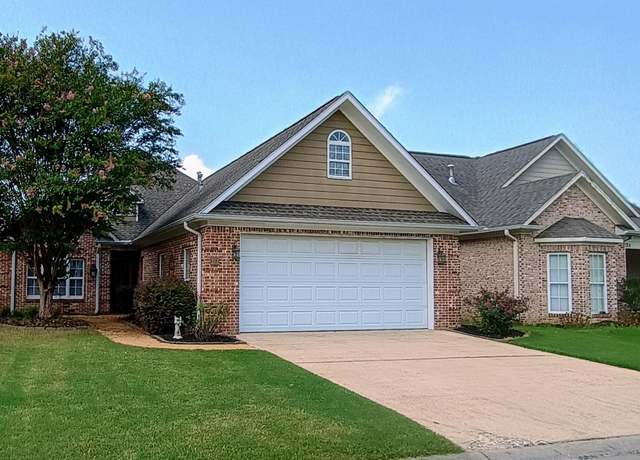 Property at 212 Harvester Sq, Tupelo, MS 38801, 3 beds, 2 baths