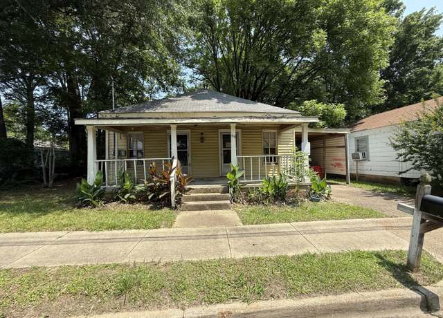 Property at 418 Chestnut St, Tupelo, MS 38804, 2 beds, 1 bath
