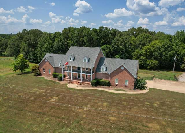 Property at 13 Quail Run Rd, Corinth, MS 38834, 7 beds, 4.5 baths