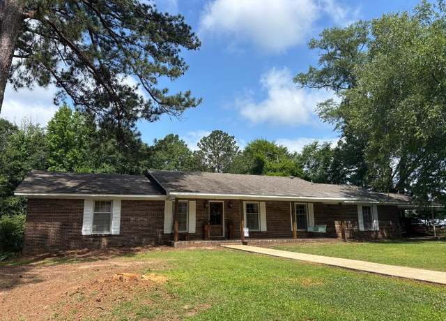 Property at 110 Sidney Dr, Fulton, MS 38843, 4 beds, 2.5 baths