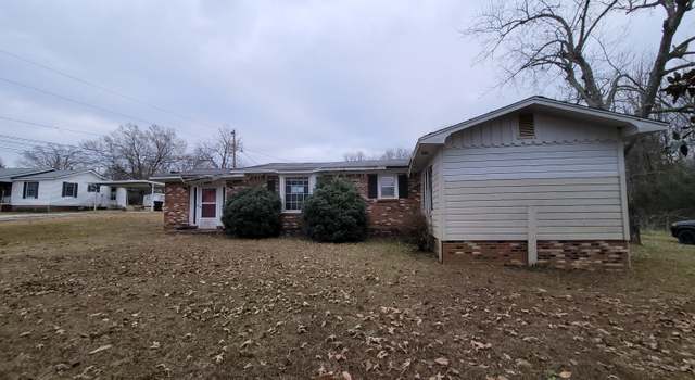 Photo of 305 S Galyean Rd, Corinth, MS 38834