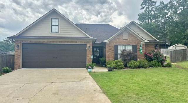 Photo of 105 Coal Dr, Mooreville, MS 38857