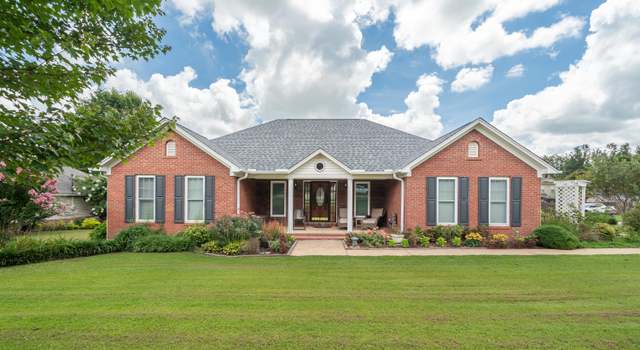 Photo of 2010 Oak Ln, Corinth, MS 38834