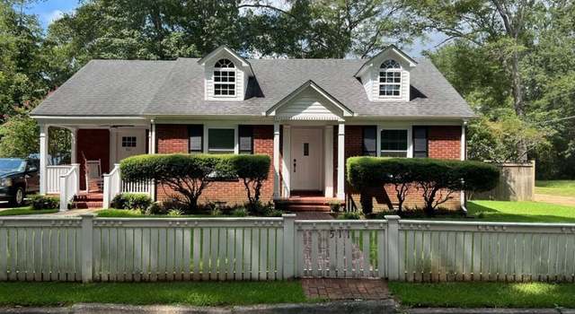 Photo of 511 Jefferson St, New Albany, MS 38652