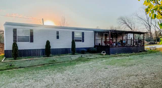 Photo of 3950 Center Hill Rd, Blue Springs, MS 38828