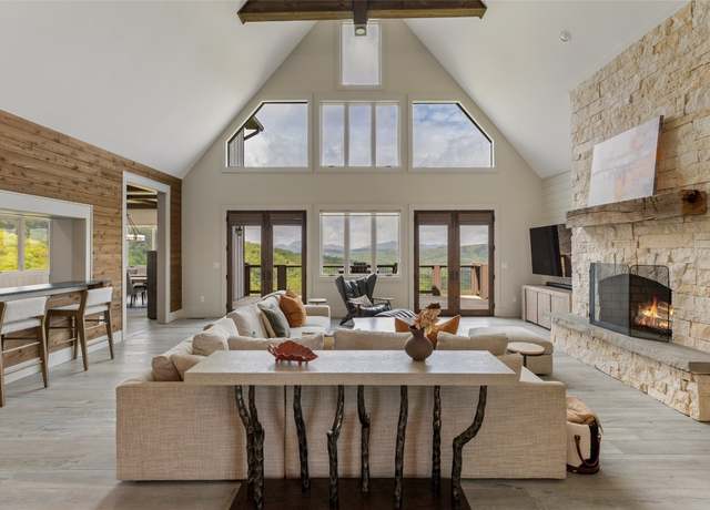 Property at 494 E Ridge Rd, Cashiers, NC 28717, 4 beds, 4.5 baths