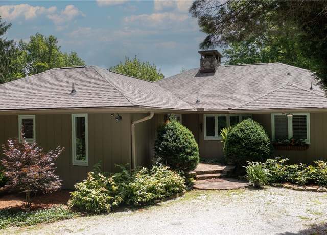 Property at 521 Azalea Ln, Cashiers, NC 28717, 4 beds, 3.5 baths