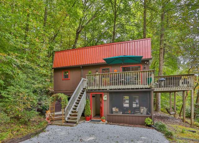 Property at 251 Edwards Creek Rd, Highlands, NC 28741, 2 beds, 2 baths