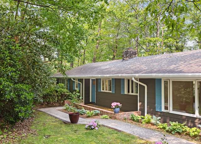 Property at 66 Hemlock Ln, Highlands, NC 28741, 4 beds, 3 baths