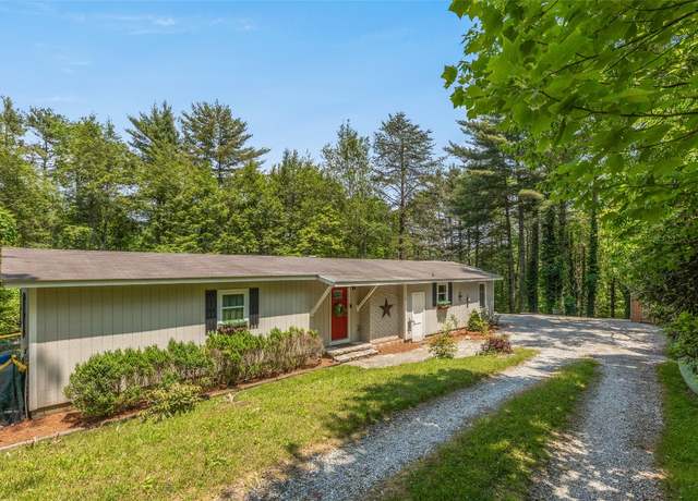 Property at 70 Rolling Acres Dr, Highlands, NC 28741, 2 beds, 2 baths