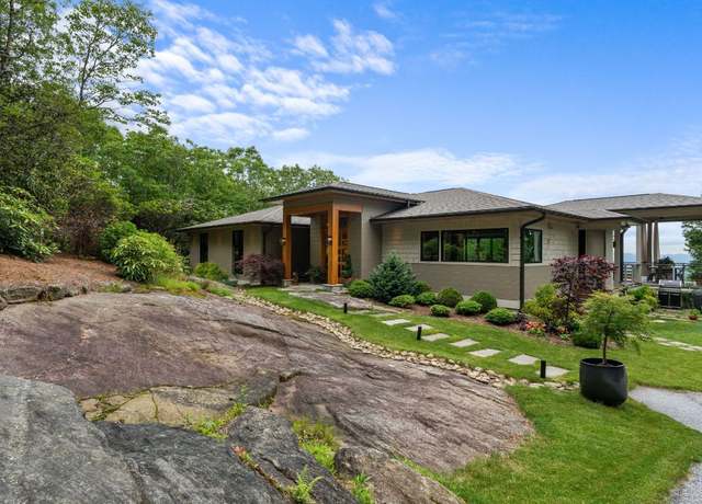 Property at 1240 King Gap Rd, Highlands, NC 28741, 3 beds, 3 baths