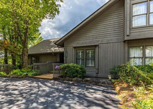 Property at 86 Racquet Club Villas Dr Unit B, Sapphire, NC 28774, 2 beds, 2 baths