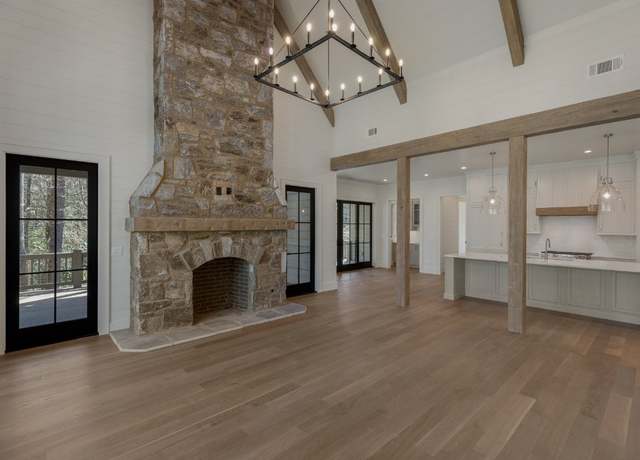 Property at 419 Thunder Creek Ln, Cashiers, NC 28717, 4 beds, 5 baths