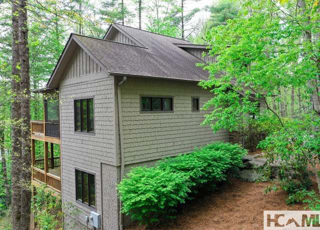 Property at 146 Scotch Highlands Loop, Sapphire, NC 28774, 3 beds, 3.5 baths