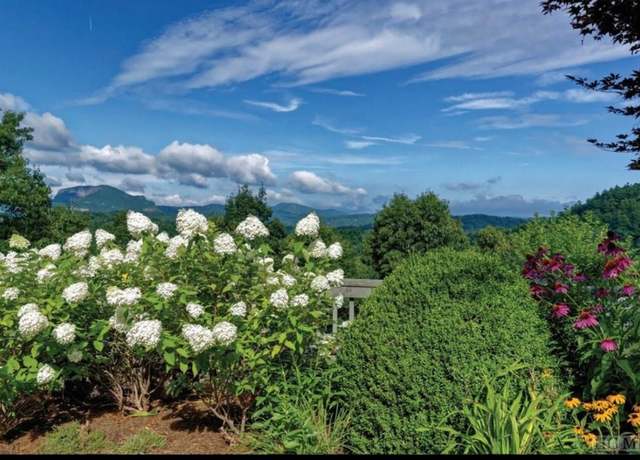 Property at 29 Bullbriar Dr, Glenville, NC 28736