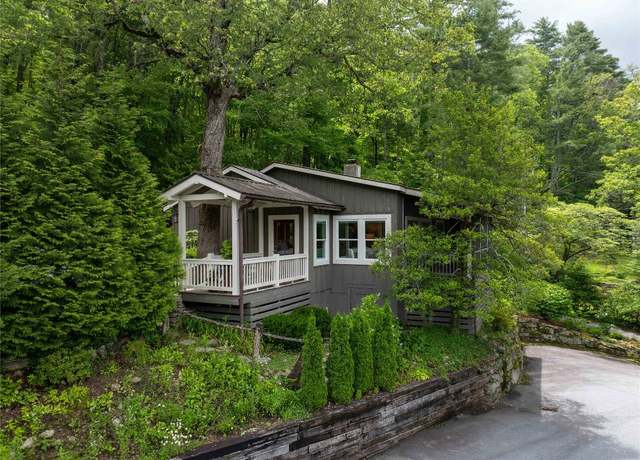 Property at 71 Bustle Ln, Cashiers, NC 28717, 2 beds, 2 baths