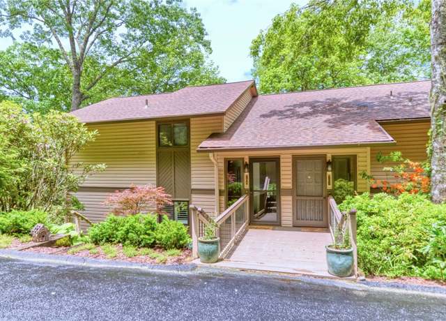 Property at 704 Highlands Mountain Club Rd #704, Highlands, NC 28741, 2 beds, 2 baths