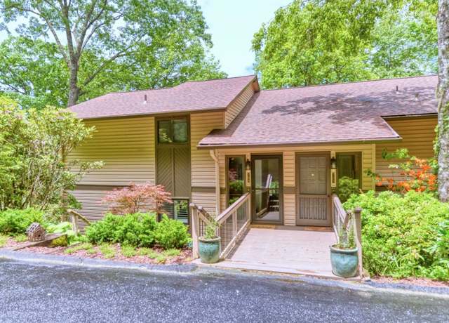 Property at 704 Highlands Mountain Club Rd #704, Highlands, NC 28741, 2 beds, 2 baths