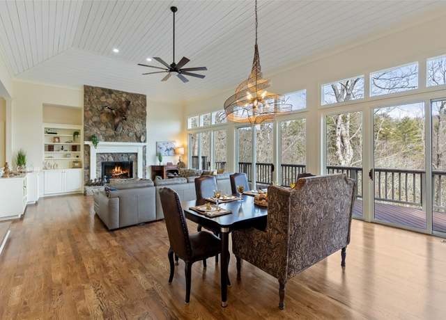 Property at 17 River Overlook Rd, Sapphire, NC 28774, 3 beds, 3.5 baths