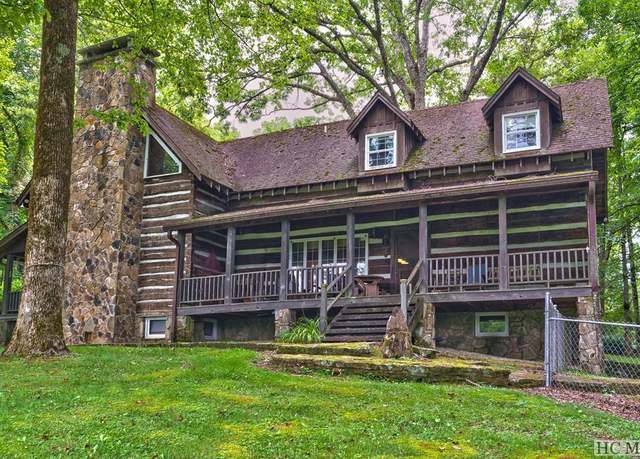 Property at 451 Buck Knob Rd, Scaly Mountain, NC 28775, 2 beds, 3 baths