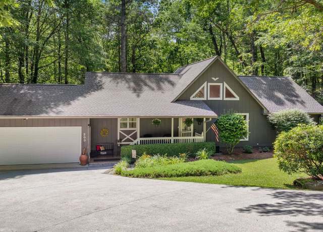 Property at 200 Blackberry Trl, Sapphire, NC 28774, 3 beds, 2 baths