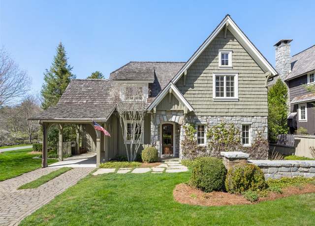 Property at 25 Old Edwards Cir, Highlands, NC 28741, 4 beds, 4.5 baths