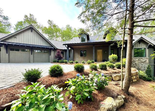 Property at 34 Crescent Trl, Highlands, NC 28741, 4 beds, 4.5 baths