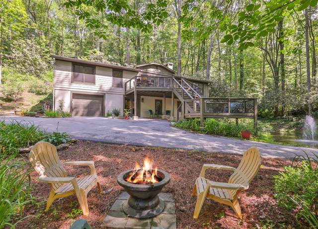 Property at 190 Wingina Pl, Highlands, NC 28741, 4 beds, 3 baths