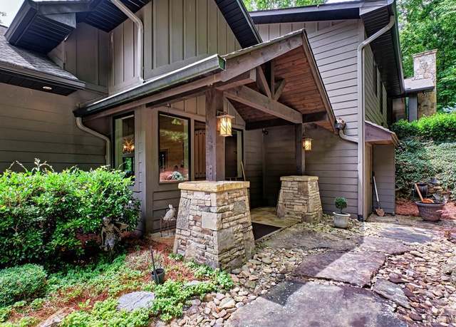 Property at 330 Western Rhodes Dr, Highlands, NC 28741, 3 beds, 3.5 baths