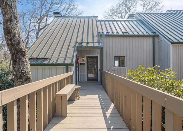 Property at 804 Vz Top Rd #804, Highlands, NC 28741, 2 beds, 2.5 baths